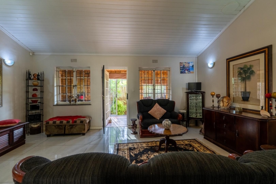 7 Bedroom Property for Sale in Cloetesville Western Cape